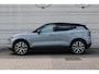 Volvo EX30 P5 Long Range Plus Black Edition Europa 69 kWh | Elektrisch verstelbare voorstoelen | Bestuurdersstoel met geheugen | Voorstoelen & stuurwiel verwarmbaar | Achteruitrijcamera | Dodehoekdetectie met correctie | Pilot Assist & Adaptive Cruise Control | Google Services | Apple Carplay & Android Auto | Extra getint glas | Elektrisch bedienbare achterklep | Warmtepomp | Vehicle-to-load |