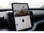 Volvo EX30 P5 Long Range Plus Black Edition Europa 69 kWh | Elektrisch verstelbare voorstoelen | Bestuurdersstoel met geheugen | Voorstoelen & stuurwiel verwarmbaar | Achteruitrijcamera | Dodehoekdetectie met correctie | Pilot Assist & Adaptive Cruise Control | Google Services | Apple Carplay & Android Auto | Extra getint glas | Elektrisch bedienbare achterklep | Warmtepomp | Vehicle-to-load |