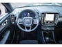 Volvo EX40 Single Motor Ext. Range Ultra Black Edition 82 kWh | Adaptieve Cruise Control | Schuif -/ Kanteldak | Elektr. Verstelbare Stoelen | 360 Camera | Getint Glas | 20 Inch | Harman Kardon Audio | Stoel + Stuurverwarming |