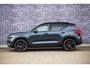 Volvo EX40 Single Motor Extended Range Ultra Black Edition | Europa | Harman Kardon audio | 20" | Schuif-/kanteldak | Getint Glas | Elektrische stoelverstelling | Nubuck bekleding | Adaptive Cruise Control | Dodehoekdetectie |