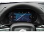 Volvo EX40 Single Motor Extended Range Ultra Black Edition | Europa | Harman Kardon audio | 20" | Schuif-/kanteldak | Getint Glas | Elektrische stoelverstelling | Nubuck bekleding | Adaptive Cruise Control | Dodehoekdetectie |
