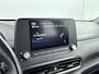 Hyundai Kona Electric EV COMFORT 39 kWh | FACELIFT MODEL | SoH 95,3% | PDC | 3 FASEN | WARMTEPOMP | CAMERA | CLIMA | CRUISE ADAPT. | NAVI | PRIVACY GLASS | DAKRAILING | APPLE CAR PLAY & ADROID AUTO |