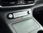 Hyundai Kona Electric EV COMFORT 39 kWh | FACELIFT MODEL | SoH 95,3% | PDC | 3 FASEN | WARMTEPOMP | CAMERA | CLIMA | CRUISE ADAPT. | NAVI | PRIVACY GLASS | DAKRAILING | APPLE CAR PLAY & ADROID AUTO |