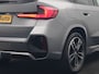 BMW X1 xDrive30e M Sport PHEV 326pk Dealer O.H | Trekhaak Af Fabriek | Adaptive Cruise | Head Up | Harman / Kardon | 360 Camera | Alcantara Sportstoelen Massage & Memory | Adaptive Onderstel | Widescreen Navi | Stoelen & Stuur Verwarmd | Blis | Keyless | Apple Carplay | Pilot Assist | Virtual | DAB | 19"L.M | Plug In Hybrid |