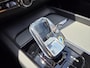 Volvo XC60 2.0 B4 Plus Dark | 2024 / 1e Eigenaar / Facelift | Elektr. Trekhaak / A.Klep | 360/H&K/20"
