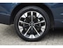 Volvo XC60 2.0 T6 Plug-in hybrid AWD Ultra Dark | Allseason banden | Trekhaak | Headup display | Panoramadak\schuifdak | Stoel en stuurwarming | Elektrisch verstelbare stoelen met geheugen |