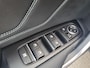 Kia Ceed 1.0T Design Edition | Stoel en stuurverwarming | Dodehoek detectie | Navigatie | Camera | Apple carplay / Android Auto | JBL sound system |