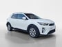 Kia Stonic 1.0 T-GDi MHEV DynamicPlusLine | Stoel en stuurverwarming | Climate control | Navigatie | Camera | Keyless met startknop | Apple Carplay / Android Auto |