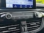Ford Kuga 1.5 150 PK ST-Line X | ELEK. SCHUIF-/KANTELDAK| HEAD-UP DISPLAY| B&O SOUND| ADAPTIEVE CRUISE CONTROL| STUUR, STOEL, VOORRUIT EN ACHTERBANKVERWARMING| ALCANTARA SPORTSTOELEN| DODEHOEK DETECTIE| LED|