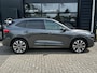 Ford Kuga 1.5 150 PK ST-Line X | ELEK. SCHUIF-/KANTELDAK| HEAD-UP DISPLAY| B&O SOUND| ADAPTIEVE CRUISE CONTROL| STUUR, STOEL, VOORRUIT EN ACHTERBANKVERWARMING| ALCANTARA SPORTSTOELEN| DODEHOEK DETECTIE| LED|