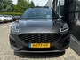 Ford Kuga 1.5 150 PK ST-Line X | ELEK. SCHUIF-/KANTELDAK| HEAD-UP DISPLAY| B&O SOUND| ADAPTIEVE CRUISE CONTROL| STUUR, STOEL, VOORRUIT EN ACHTERBANKVERWARMING| ALCANTARA SPORTSTOELEN| DODEHOEK DETECTIE| LED|