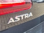 Opel Astra 1.4 Design Edition | Airco | Parkeersensoren | Navigatie | Cruise Control | Lichtmetalen Velgen |
