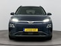 Hyundai Kona Electric EV COMFORT 64 kWh | PDC | 3 FASEN | WARMTEPOMP | CAMERA | CLIMA | CRUISE ADAPT. | NAVI | PRIVACY GLASS | DAKRAILING | APPLE CAR PLAY & ADROID AUTO |