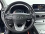 Hyundai Kona Electric EV COMFORT 64 kWh | PDC | 3 FASEN | WARMTEPOMP | CAMERA | CLIMA | CRUISE ADAPT. | NAVI | PRIVACY GLASS | DAKRAILING | APPLE CAR PLAY & ADROID AUTO |