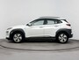Hyundai Kona Electric EV COMFORT 64 kWh | SoH 97%! | PDC | 3 FASEN | WARMTEPOMP | CAMERA | CLIMA | CRUISE ADAPT. | NAVI | PRIVACY GLASS | DAKRAILING | APPLE CAR PLAY & ADROID AUTO | WLTP 481 KMS |