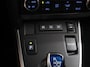 Toyota Auris Touring Sports 1.8 Hybrid Aspiration Climate Control Achteruitrijcamera Licht Metalen Velgen
