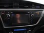 Toyota Auris Touring Sports 1.8 Hybrid Aspiration Climate Control Achteruitrijcamera Licht Metalen Velgen