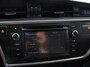 Toyota Auris Touring Sports 1.8 Hybrid Aspiration Climate Control Achteruitrijcamera Licht Metalen Velgen
