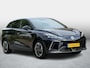 MG MG4 Electric Luxury 64 kWh SoH 95,6% / Warmtepomp / 3 Fase / Stoel en Stuur verwarming / Dealergarantie en onderhouden /
