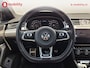 Volkswagen Arteon 1.5 TSI Business R Line DSG Automaat Trekhaak 1600kg Schuif/Kanteldak NL Auto! | Achteruitrijcamera | Apple CarPlay | Stoelverwarming | ACC