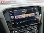 Volkswagen Arteon 1.5 TSI Business R Line DSG Automaat Trekhaak 1600kg Schuif/Kanteldak NL Auto! | Achteruitrijcamera | Apple CarPlay | Stoelverwarming | ACC