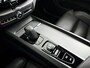 Volvo XC60 Recharge T8 AWD R-Design | Panoramadak | 360° camera | Harman Kardon | Head-up display | Stoel- en Stuurverwarming | Stoelventilatie |