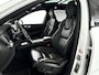 Volvo XC60 Recharge T8 AWD R-Design | Panoramadak | 360° camera | Harman Kardon | Head-up display | Stoel- en Stuurverwarming | Stoelventilatie |