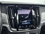 Volvo V90 2.0 B5 R-Design 251PK | Elektrische Trekhaak | Schuif-/Kanteldak | Harman Kardon Audio | 20'' Inch Velgen | Adaptieve Cruise Control | Apple CarPlay & Android Auto
