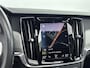 Volvo V90 2.0 B5 R-Design 251PK | Elektrische Trekhaak | Schuif-/Kanteldak | Harman Kardon Audio | 20'' Inch Velgen | Adaptieve Cruise Control | Apple CarPlay & Android Auto