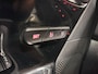 Kia Niro Hybrid 1.6 GDi PHEV ExecutiveLine Navigatie Apple Carplay Android Auto Camera Parkeersensoren achter Adaptive Cruise Control Stoelverwarming en verkoeling Stuurverwarming Elektrisch verstelbare stoelen Climate Control