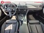 BMW 3-Serie Touring 318i High Executive M-Sport Apple CarPlay M-Perfromance | Leer | Stoelverwarming | PDC | Cruise Control
