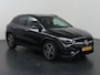 Mercedes-Benz GLA 180 Business Solution AMG | Panoramaschuifdak | Premium Plus | Trekhaak | Nightpakket | Achteruitrijcamera | Stoelverwarming voor |