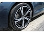 Volvo V60 T6 AWD Plug-in Hybrid Aut. Plus/Dark | Voor- en achter stoelen verwarmd | Head- up Display | Panorama dak | 360 graden camera | 19 inch lichtmetalen velgen | Nappa ledere bekleding | Extra getint glas achter | Apple Carplay/Android Auto |