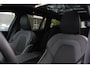 Volvo V60 T6 AWD Plug-in Hybrid Aut. Plus/Dark | Voor- en achter stoelen verwarmd | Head- up Display | Panorama dak | 360 graden camera | 19 inch lichtmetalen velgen | Nappa ledere bekleding | Extra getint glas achter | Apple Carplay/Android Auto |