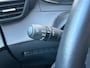 Peugeot 2008 1.2 Hybrid (136 pk) Style automaat - Apple Carplay - parkeersensoren - 8.712 km!