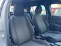 Peugeot 2008 1.2 Hybrid (136 pk) Style automaat - Apple Carplay - parkeersensoren - 8.712 km!