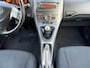 Toyota Auris 1.6-16V Luna/Clima/Cruise/Startstop/Nieuwe APK