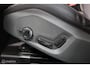 Volvo XC60 2.0 T6 Plug-in hybrid AWD Plus Black Edition - Panoramadak - Carplay - Stoelverwarming voor en achter