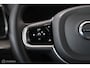 Volvo XC60 2.0 T6 Plug-in hybrid AWD Plus Black Edition - Panoramadak - Carplay - Stoelverwarming voor en achter
