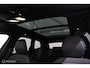 Volvo XC60 2.0 T6 Plug-in hybrid AWD Plus Black Edition - Panoramadak - Carplay - Stoelverwarming voor en achter
