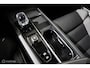 Volvo XC60 2.0 T6 Plug-in hybrid AWD Plus Black Edition - Panoramadak - Carplay - Stoelverwarming voor en achter