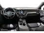 Volvo XC60 2.0 T6 Plug-in hybrid AWD Plus Black Edition - Panoramadak - Carplay - Stoelverwarming voor en achter
