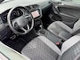 Volkswagen Tiguan 1.5 TSI 150pk DSG R-Line | Trekhaak | Camera | Carplay | 20 Inch | Elek. Achterklep | Rijklaar incl. garantie