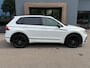 Volkswagen Tiguan 1.5 TSI 150pk DSG R-Line | Trekhaak | Camera | Carplay | 20 Inch | Elek. Achterklep | Rijklaar incl. garantie