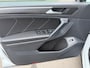 Volkswagen Tiguan 1.5 TSI 150pk DSG R-Line | Trekhaak | Camera | Carplay | 20 Inch | Elek. Achterklep | Rijklaar incl. garantie