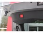 Alfa Romeo Junior ELETTRICA SPECIALE 156PK 54 kWh | WARMTEPOMP | TECHNOLOGIE PAKKET (O.A. FULL LED ADAPTIVE MATRIX KOPLAMPEN/DODEHOEK DETECTIE/DRAADLOZE TELEFOONLADER/ACHTERUITRIJ CAMERA/PARKEERSENSOREN VOOR, ACHTER,ZIJKANT) | DRAADLOZE APPLE CARPLAY/ANDROID AUTO | CLIMATE CONTROL | ELEKTRISCH BEDIENBARE ACHTERKLEP | STOEL VERWARMING | ELEKTRISCH BEDIENBARE VOORSTOEL MET MASSAGE FUNCTIE | VERKEERSBORDEN HERKENNING | ADAPTIVE CRUISE CONTROL | KEYLESS ENTRY/START | ALL SEASON BANDEN | LICHTMETALEN VELGEN 18" | NAVIGATIE | DAB+ RADIO |