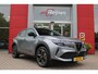 Alfa Romeo Junior ELETTRICA SPECIALE 156PK 54 kWh | WARMTEPOMP | TECHNOLOGIE PAKKET (O.A. FULL LED ADAPTIVE MATRIX KOPLAMPEN/DODEHOEK DETECTIE/DRAADLOZE TELEFOONLADER/ACHTERUITRIJ CAMERA/PARKEERSENSOREN VOOR, ACHTER,ZIJKANT) | DRAADLOZE APPLE CARPLAY/ANDROID AUTO | CLIMATE CONTROL | ELEKTRISCH BEDIENBARE ACHTERKLEP | STOEL VERWARMING | ELEKTRISCH BEDIENBARE VOORSTOEL MET MASSAGE FUNCTIE | VERKEERSBORDEN HERKENNING | ADAPTIVE CRUISE CONTROL | KEYLESS ENTRY/START | ALL SEASON BANDEN | LICHTMETALEN VELGEN 18" | NAVIGATIE | DAB+ RADIO |
