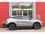 Alfa Romeo Junior ELETTRICA SPECIALE 156PK 54 kWh | WARMTEPOMP | TECHNOLOGIE PAKKET (O.A. FULL LED ADAPTIVE MATRIX KOPLAMPEN/DODEHOEK DETECTIE/DRAADLOZE TELEFOONLADER/ACHTERUITRIJ CAMERA/PARKEERSENSOREN VOOR, ACHTER,ZIJKANT) | DRAADLOZE APPLE CARPLAY/ANDROID AUTO | CLIMATE CONTROL | ELEKTRISCH BEDIENBARE ACHTERKLEP | STOEL VERWARMING | ELEKTRISCH BEDIENBARE VOORSTOEL MET MASSAGE FUNCTIE | VERKEERSBORDEN HERKENNING | ADAPTIVE CRUISE CONTROL | KEYLESS ENTRY/START | ALL SEASON BANDEN | LICHTMETALEN VELGEN 18" | NAVIGATIE | DAB+ RADIO |