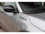 Alfa Romeo Junior ELETTRICA SPECIALE 156PK 54 kWh | WARMTEPOMP | TECHNOLOGIE PAKKET (O.A. FULL LED ADAPTIVE MATRIX KOPLAMPEN/DODEHOEK DETECTIE/DRAADLOZE TELEFOONLADER/ACHTERUITRIJ CAMERA/PARKEERSENSOREN VOOR, ACHTER,ZIJKANT) | DRAADLOZE APPLE CARPLAY/ANDROID AUTO | CLIMATE CONTROL | ELEKTRISCH BEDIENBARE ACHTERKLEP | STOEL VERWARMING | ELEKTRISCH BEDIENBARE VOORSTOEL MET MASSAGE FUNCTIE | VERKEERSBORDEN HERKENNING | ADAPTIVE CRUISE CONTROL | KEYLESS ENTRY/START | ALL SEASON BANDEN | LICHTMETALEN VELGEN 18" | NAVIGATIE | DAB+ RADIO |