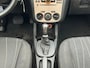 Opel Corsa 1.4-16V Enjoy - VOL AUTOMAAT - AIRCO - RIJDT & SCHAKELT GOED!